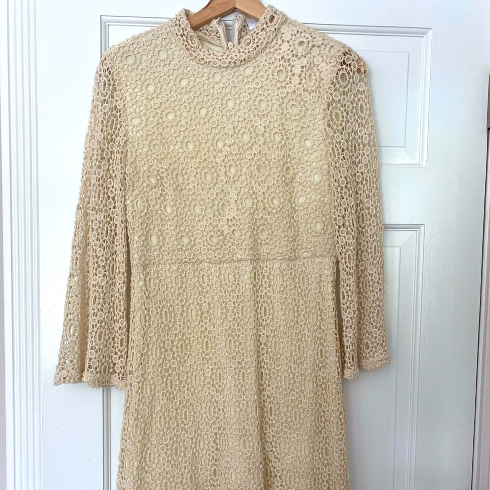 White long sleeve dress